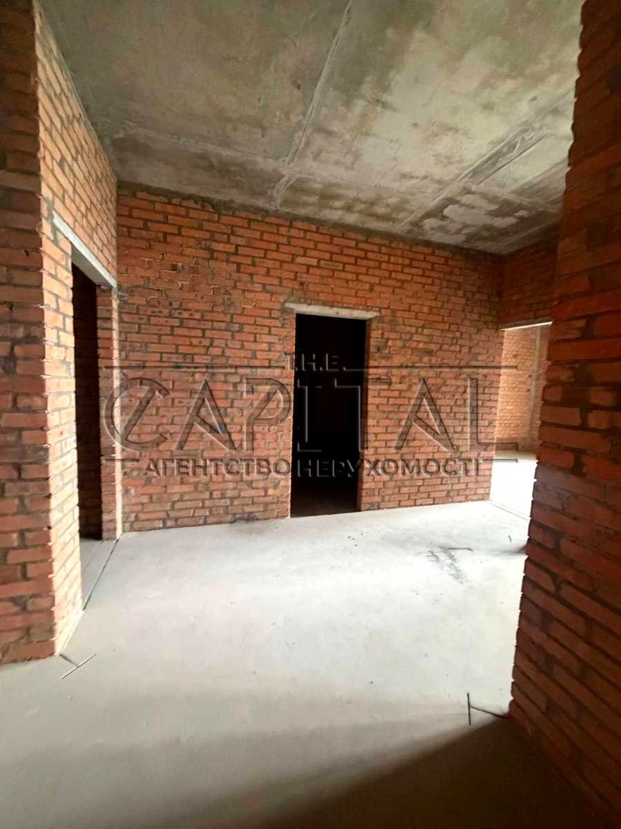 1871236394272358