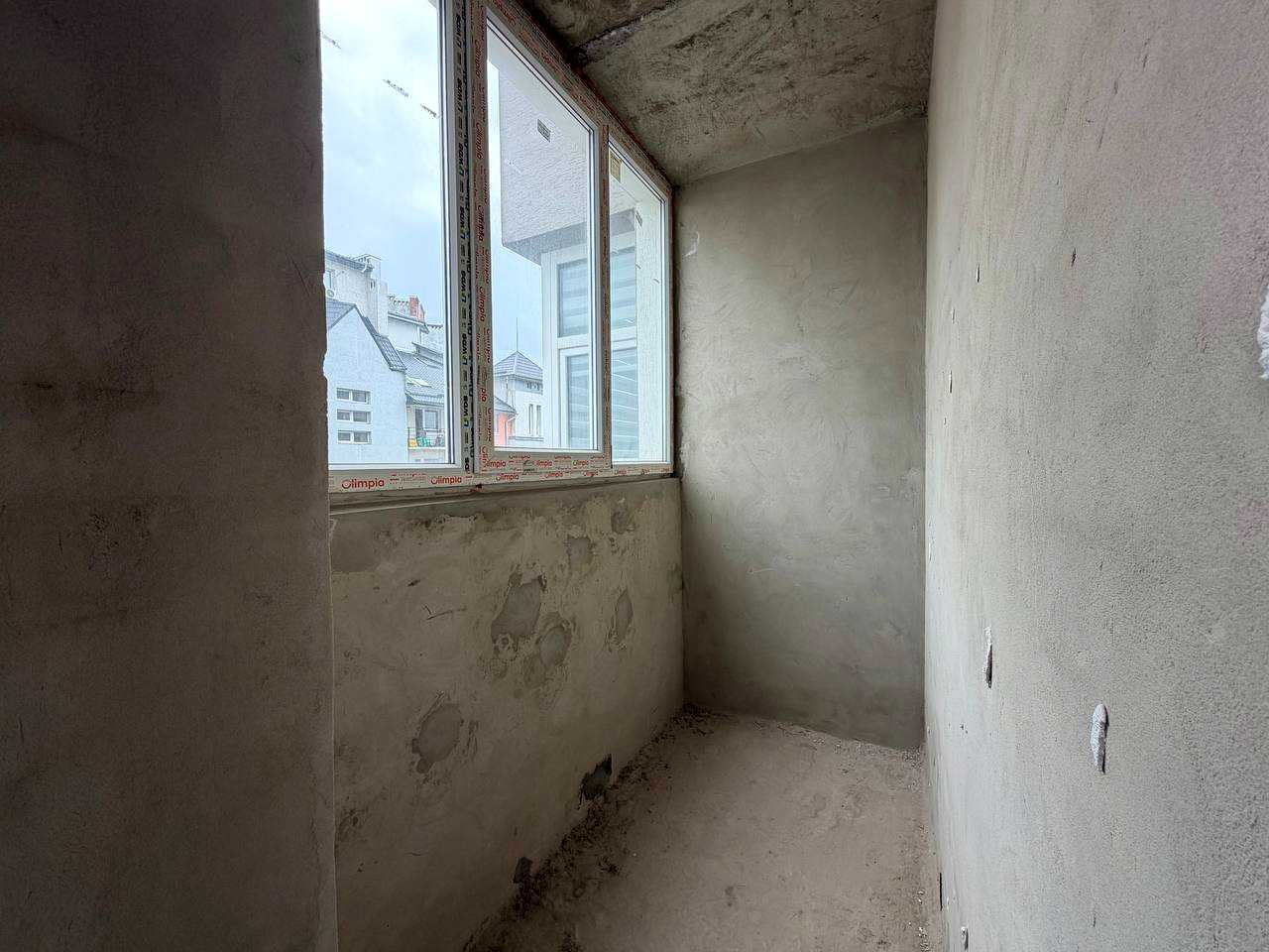 1871236438751052