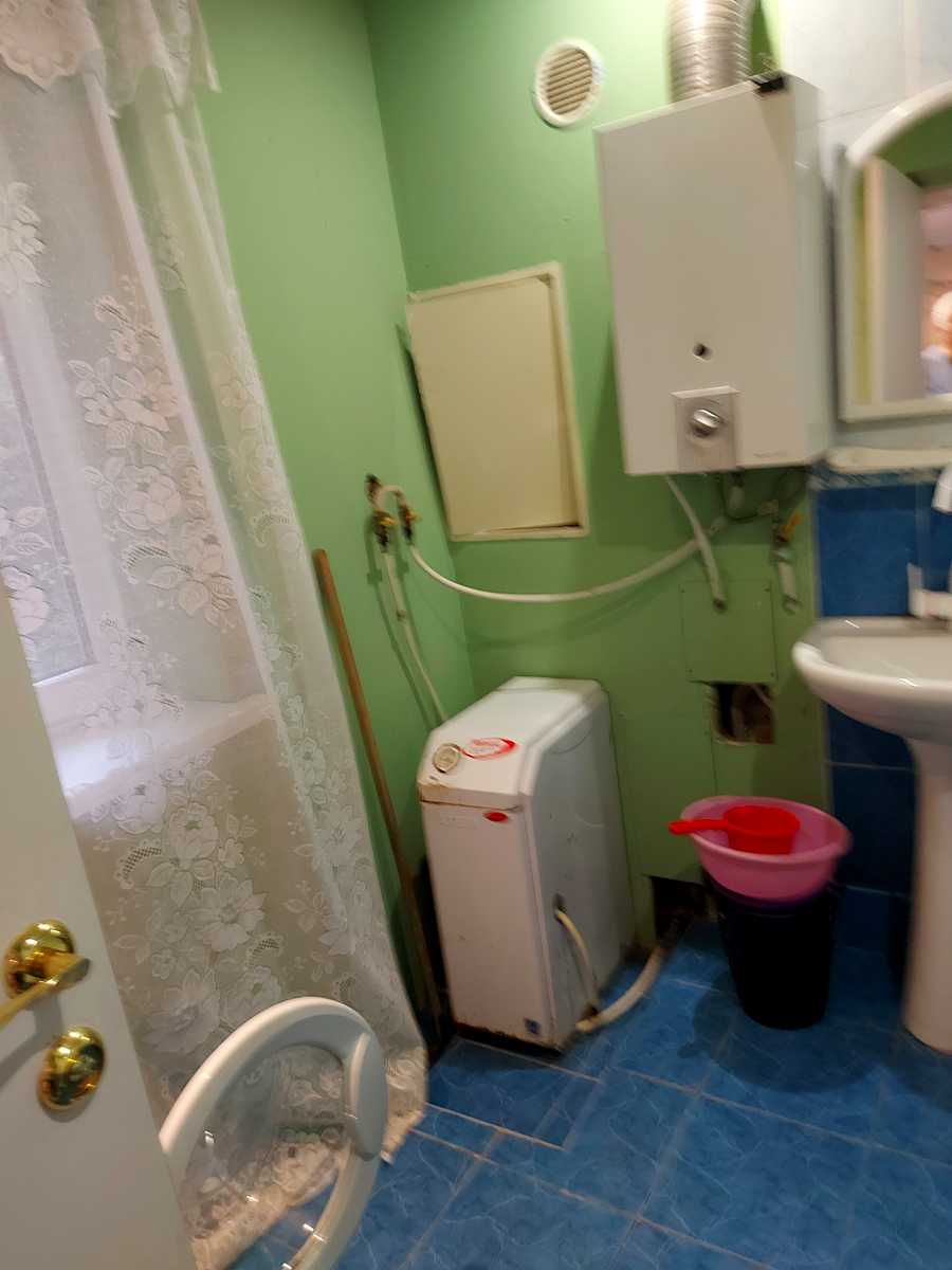 1871237540458900