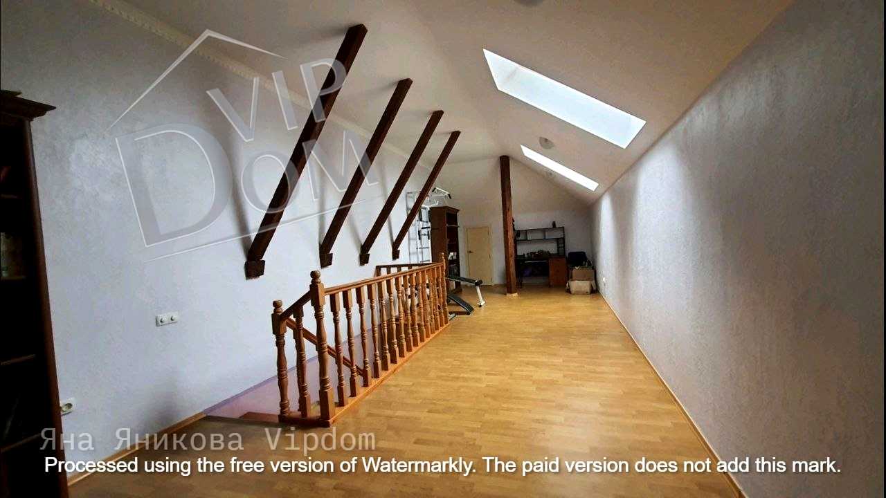1871242241276290