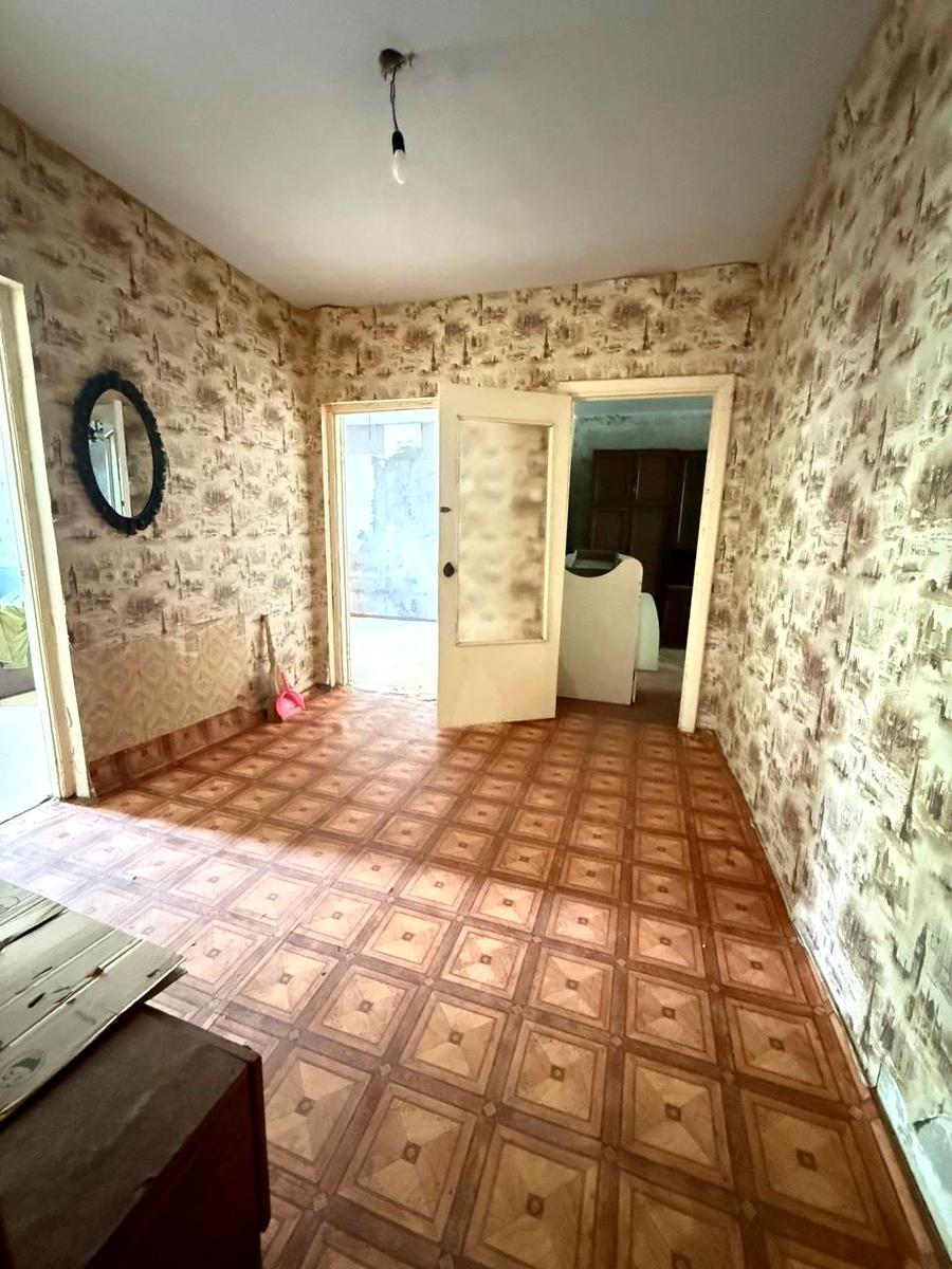 1871244001618721