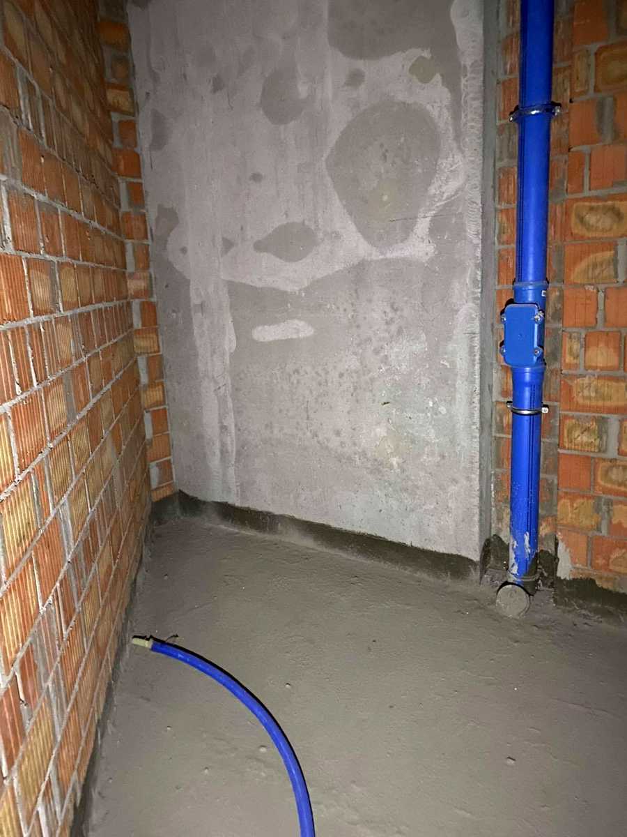 1871245645885854
