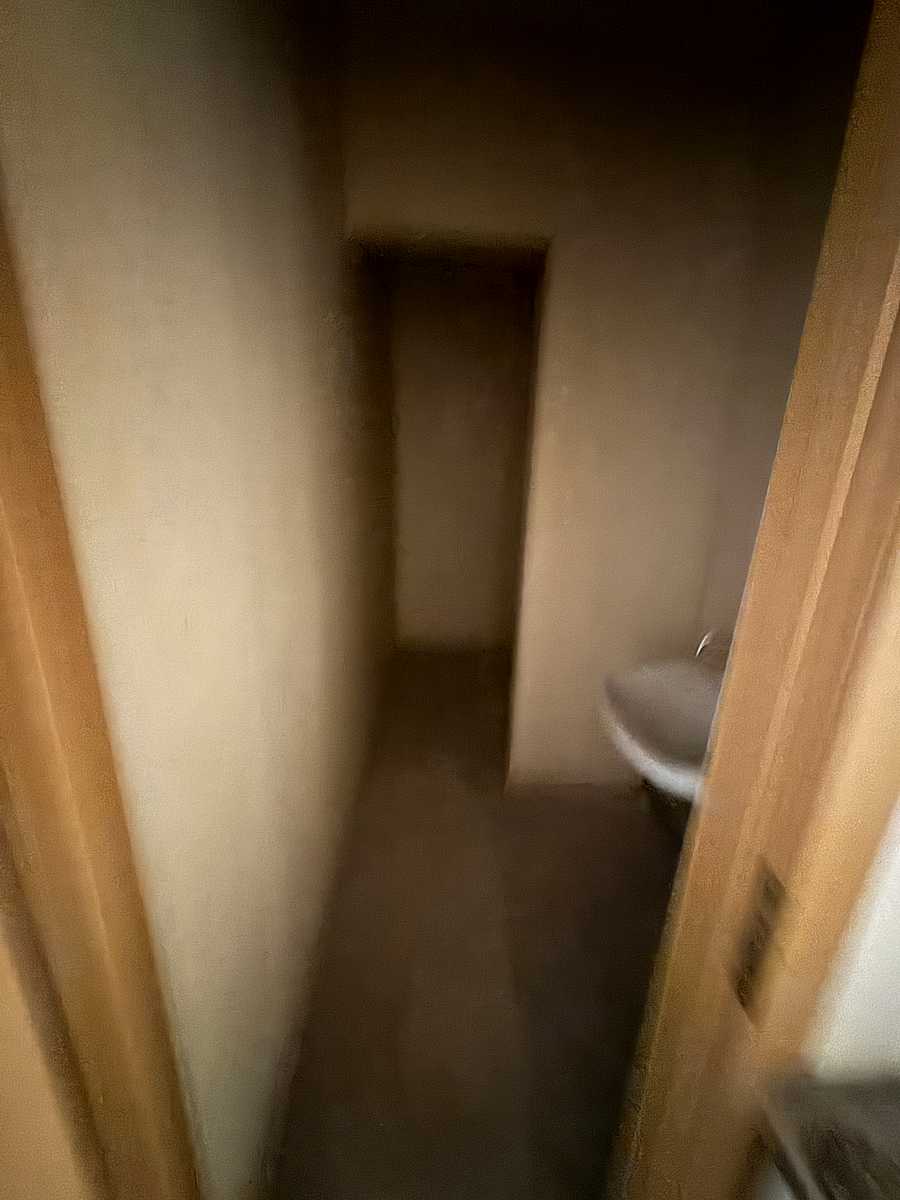1871248381339038