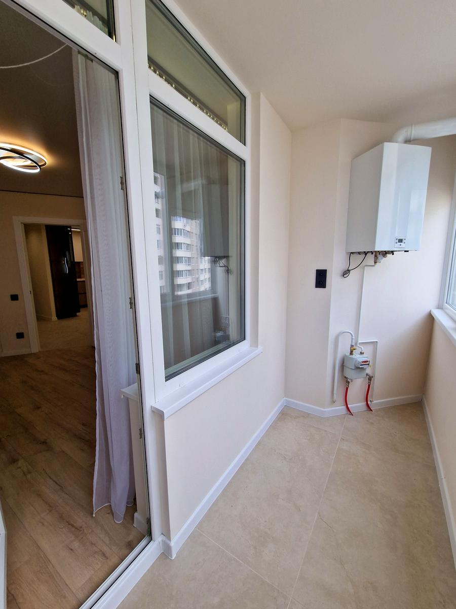 1871253683887368
