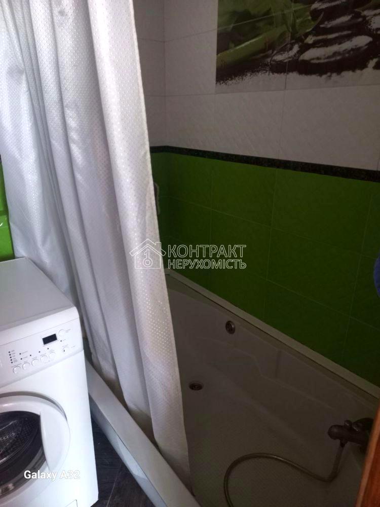 1871267739616405