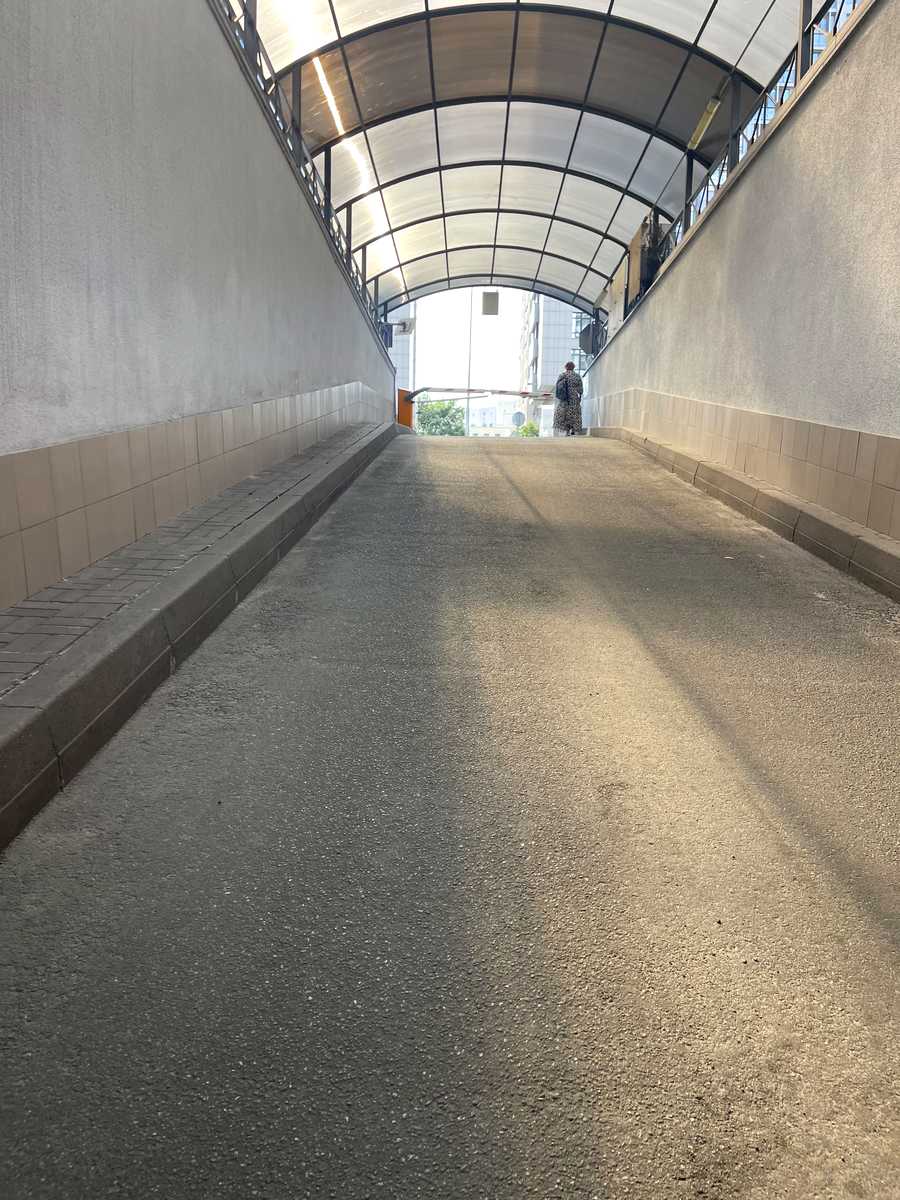1871303852803840