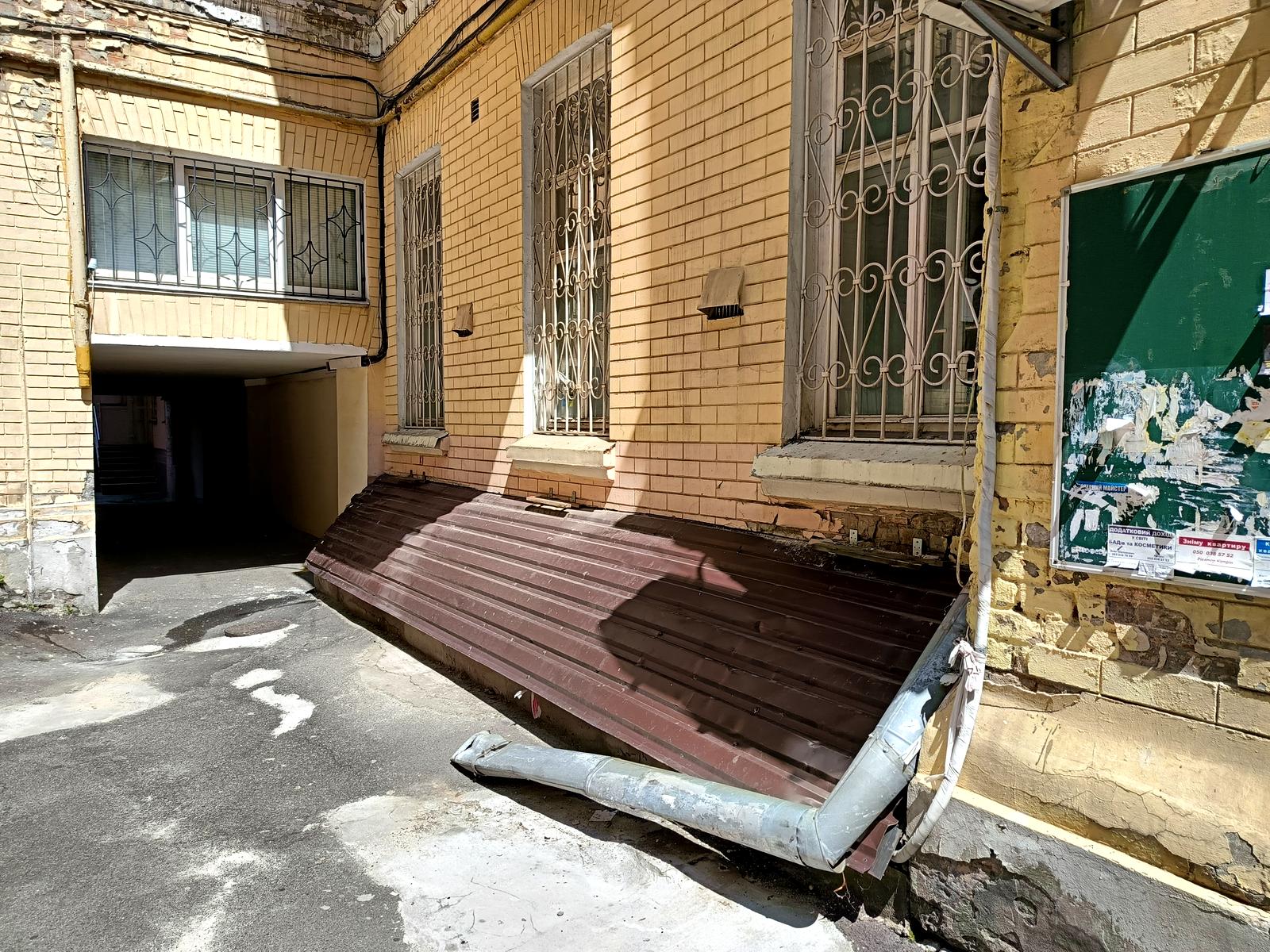 1871308845789643