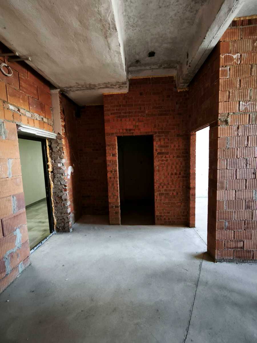 1871317206702130
