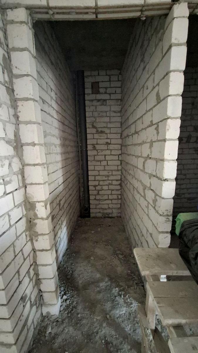 1871318946168107