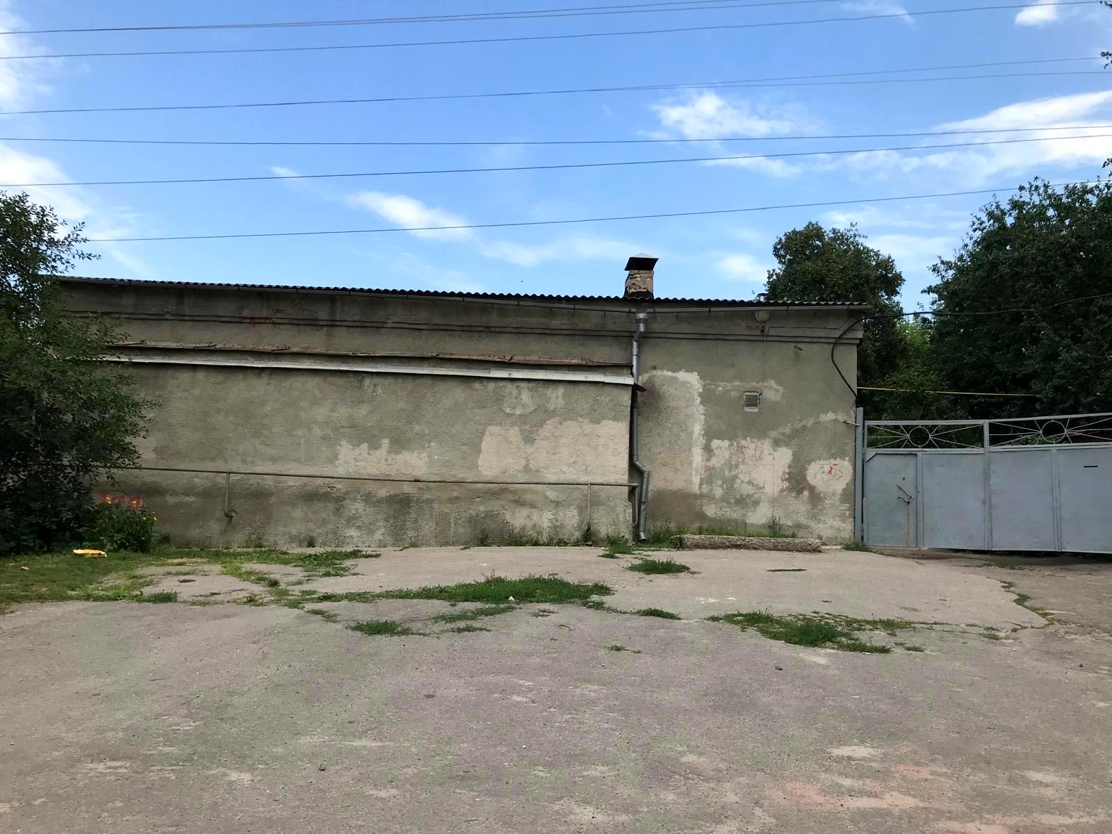 1871319611625624