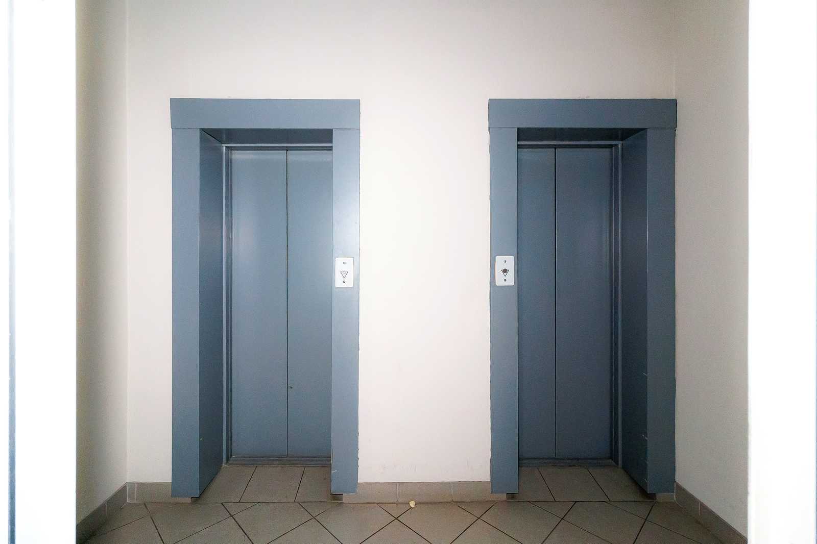 1871321063007196