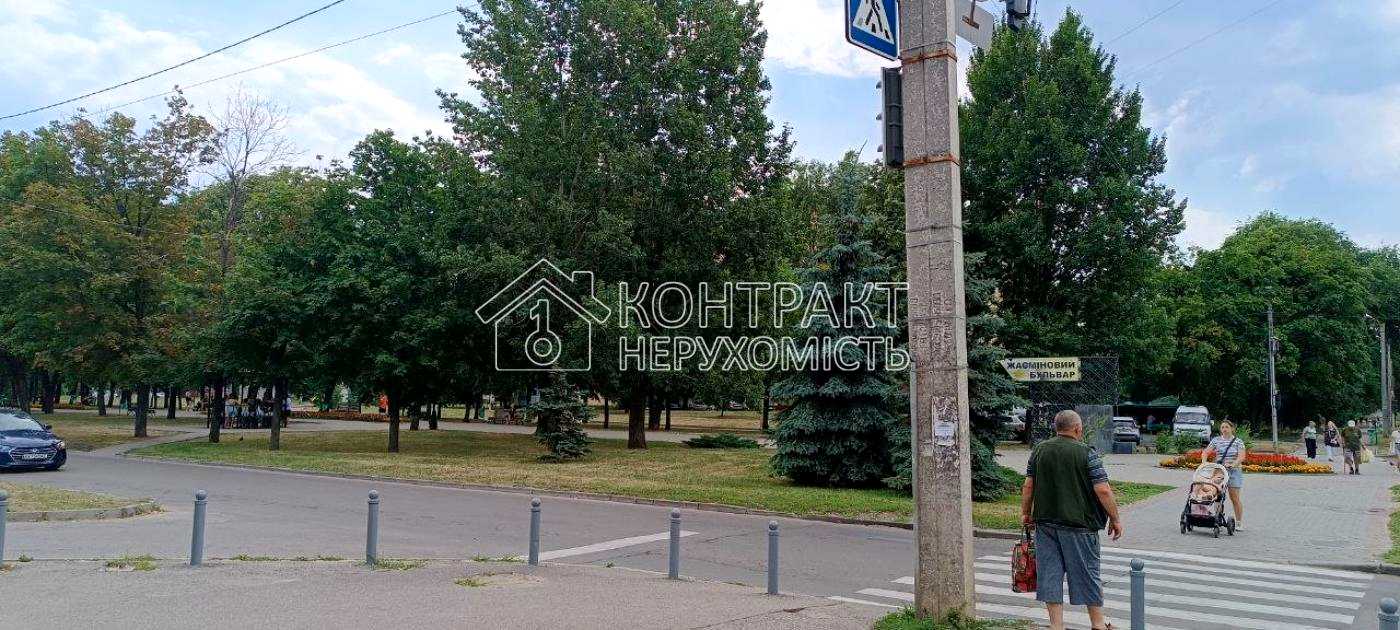 1871324585441922