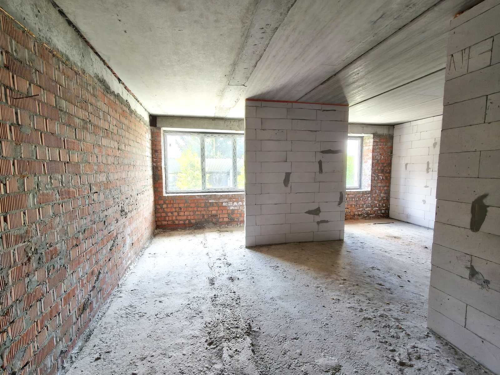 1871325377930761