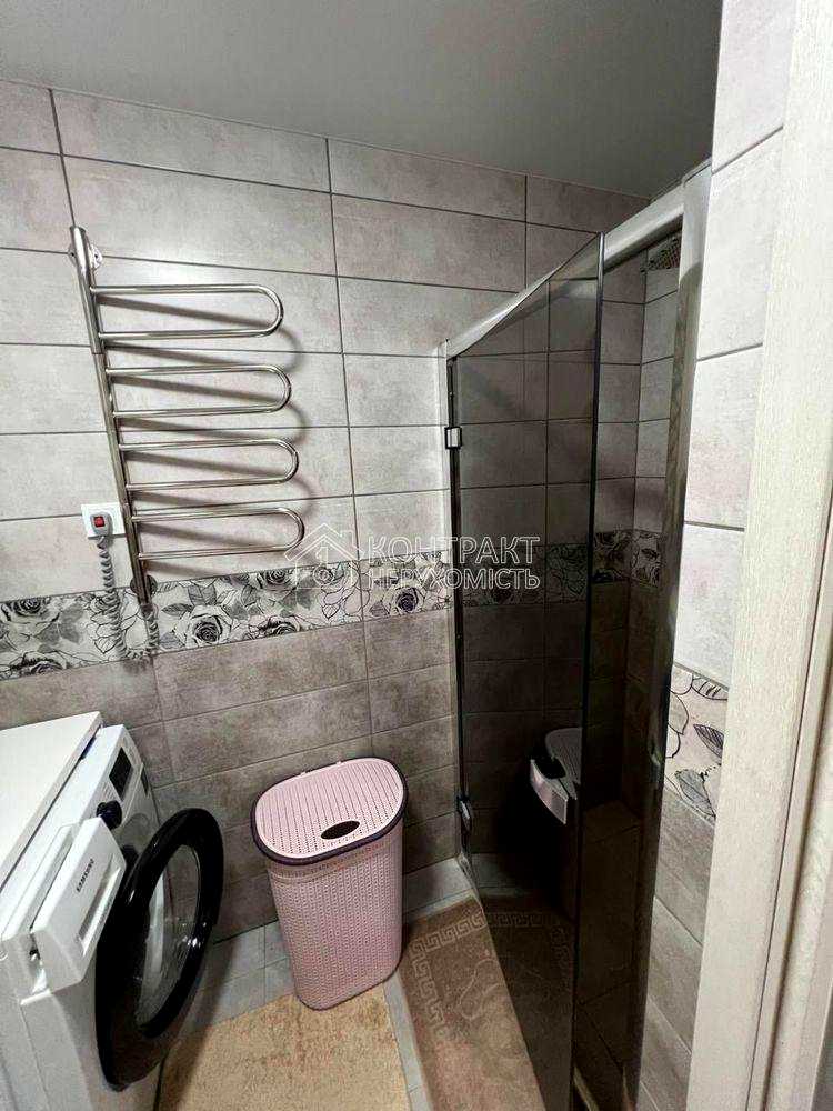 1871329194172357