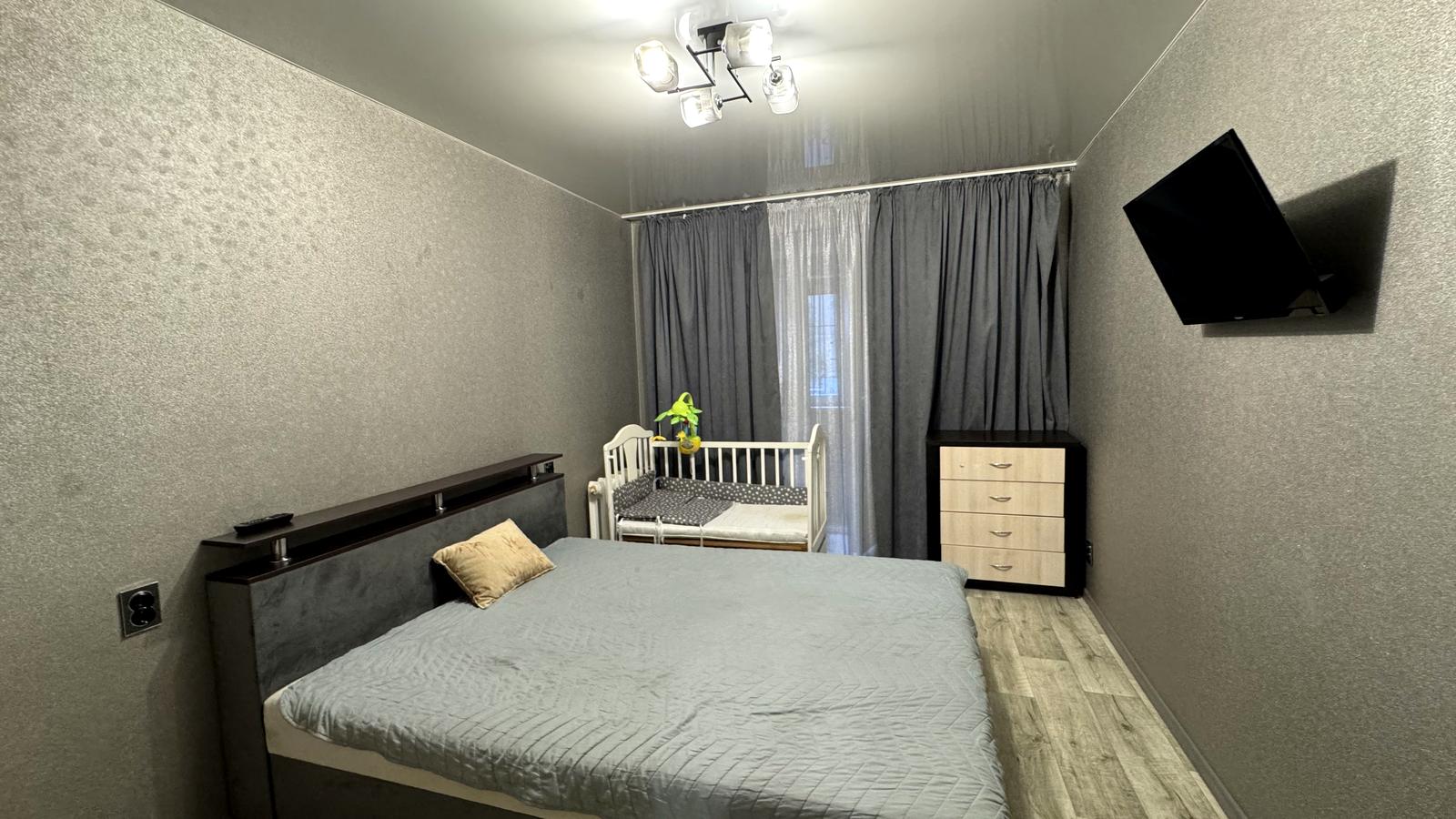 1871332932798653
