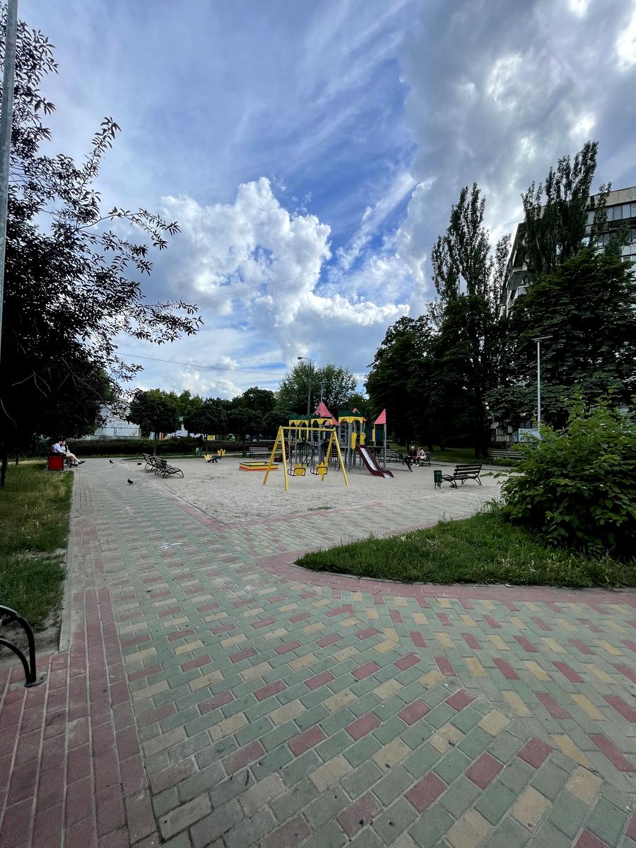 1871335375633973