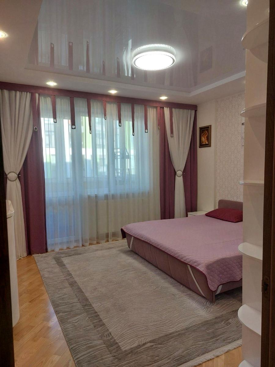 1871346579286804