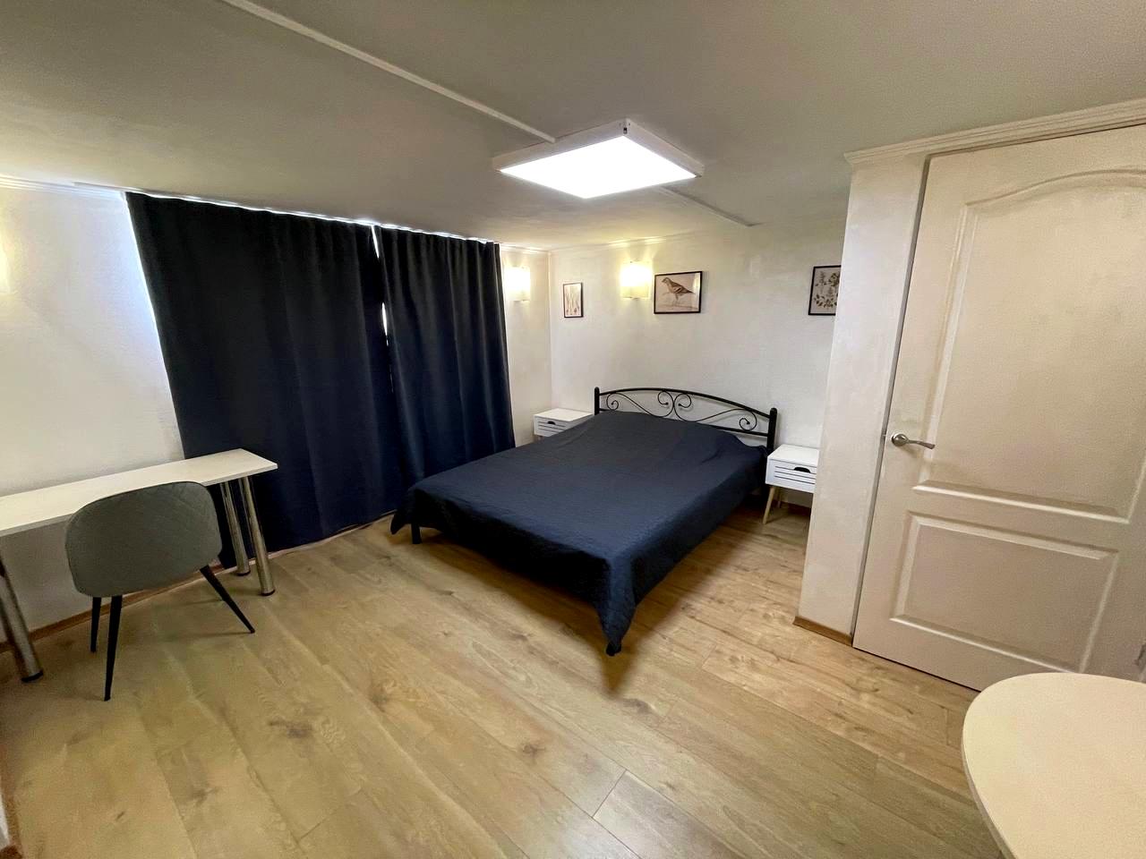 1871351672985765