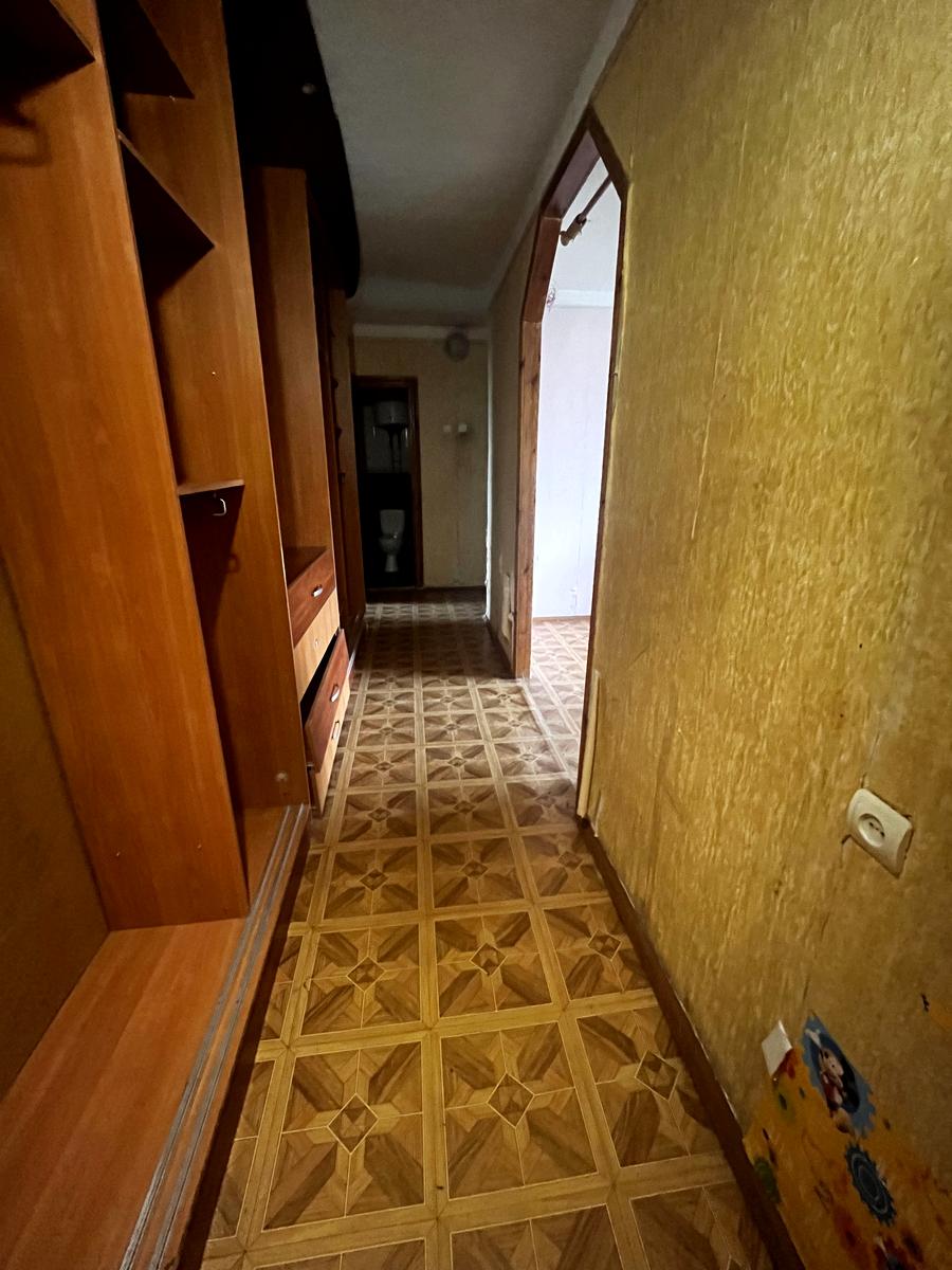 1871353196808272