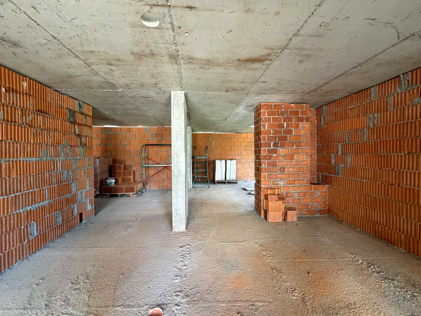 1871355974503073