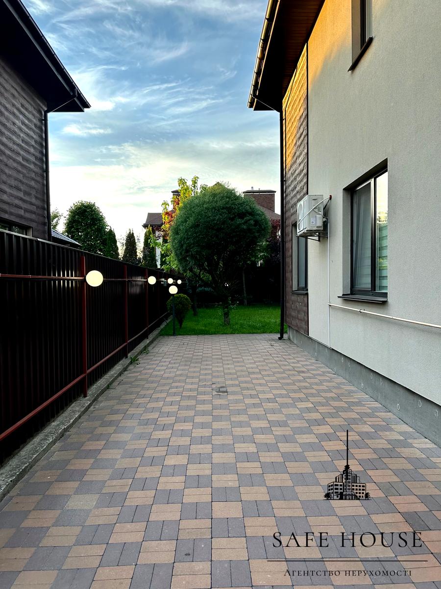 1871356684962706