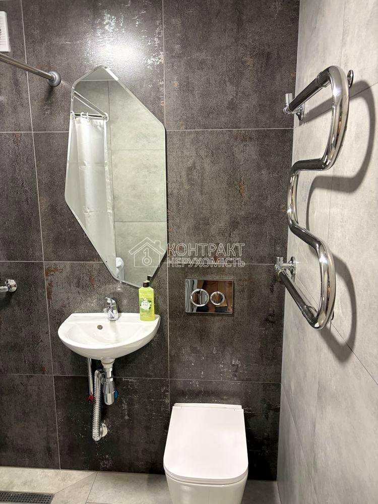 1871395482766548