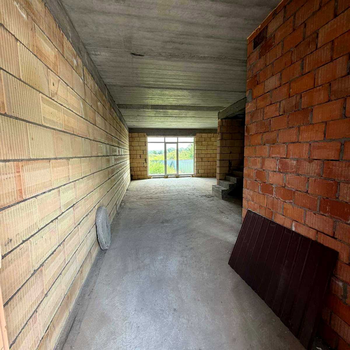 1871396817597338