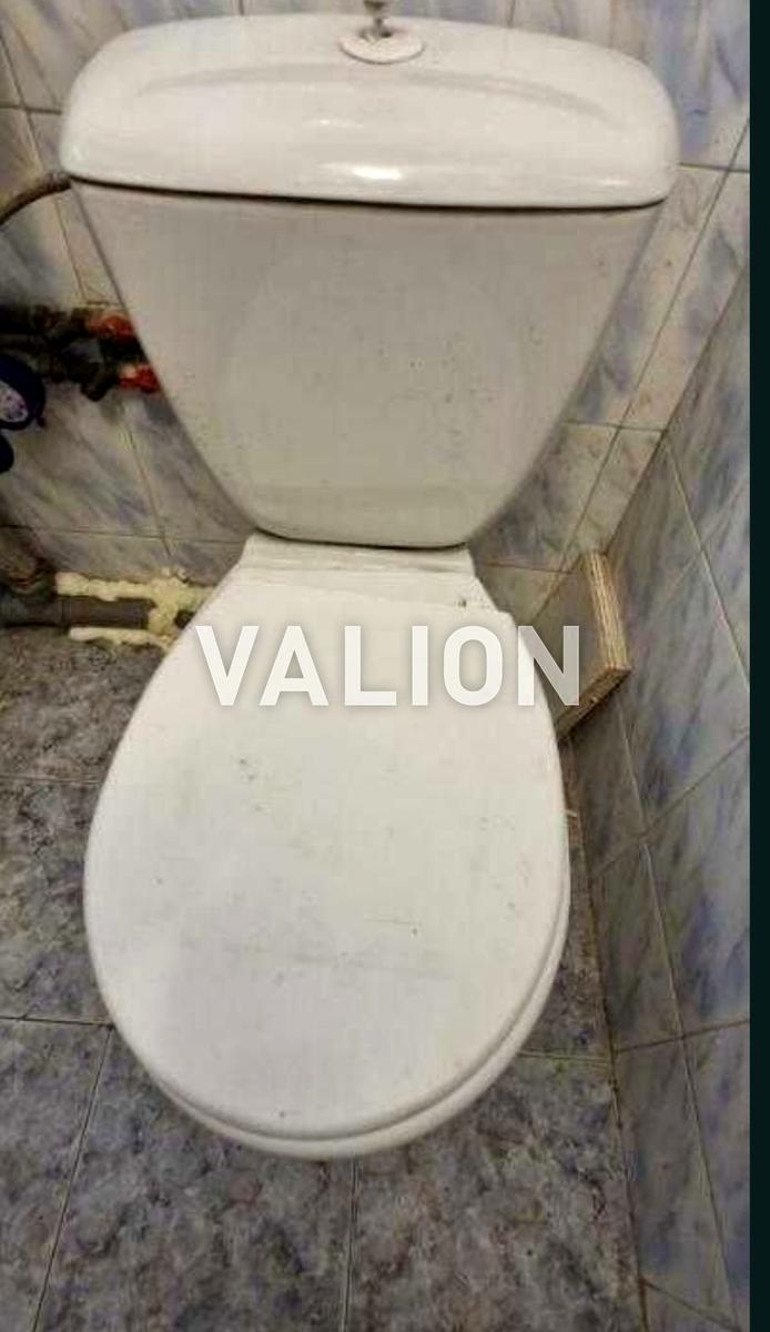 1871406838918163