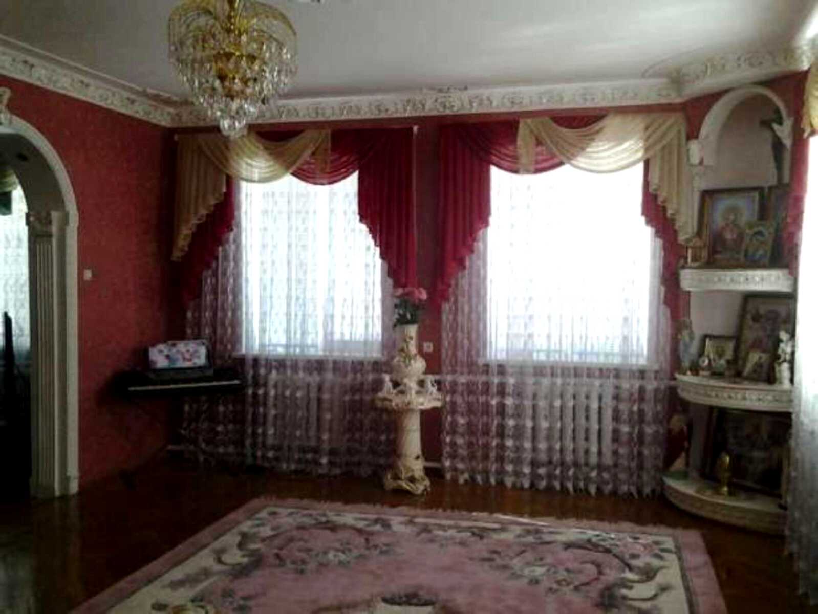 1871407632748708