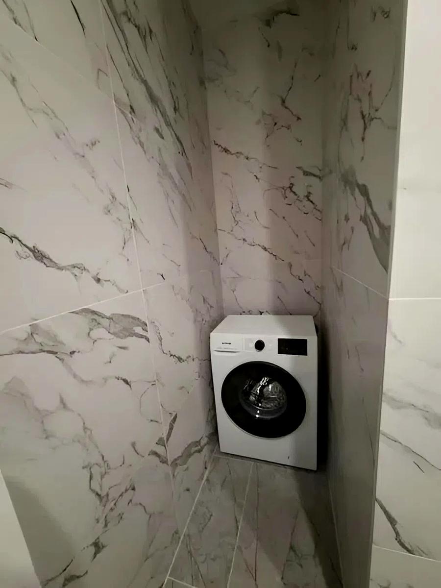 1871407793946254