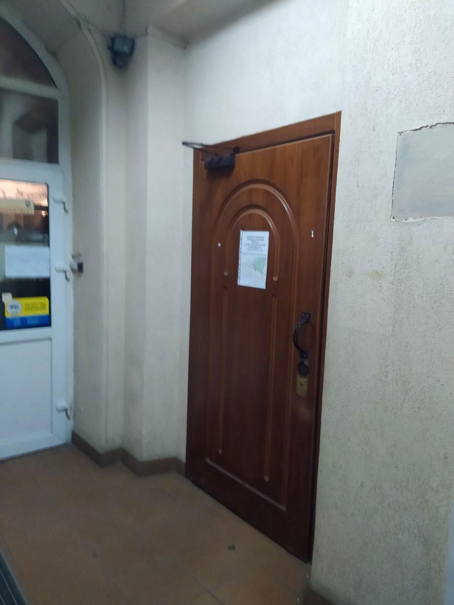 1871410484373684