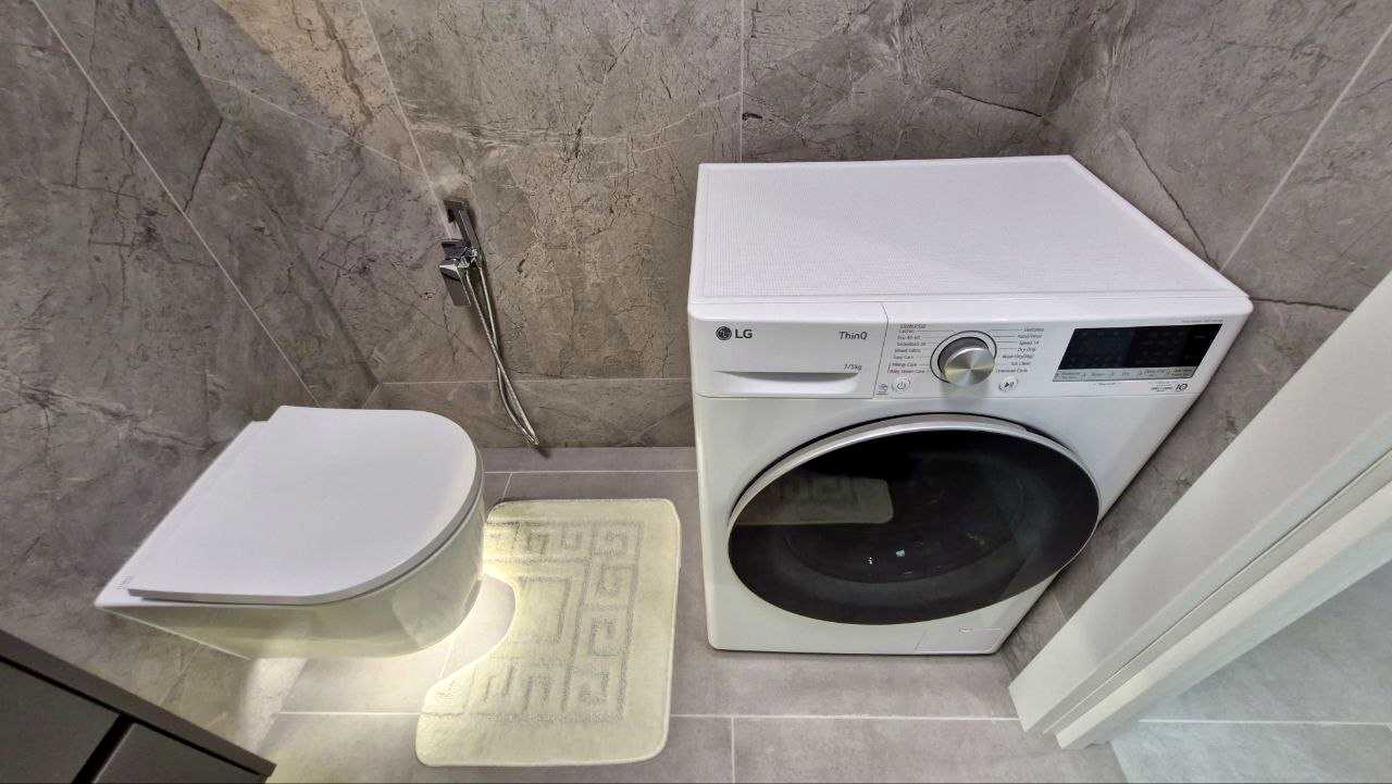 1871413999927231