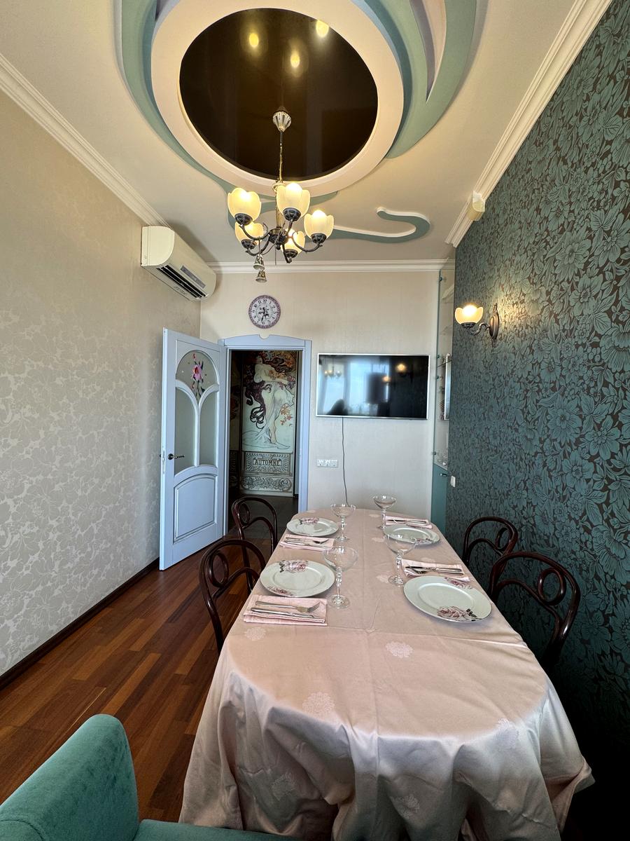 1871416469355702
