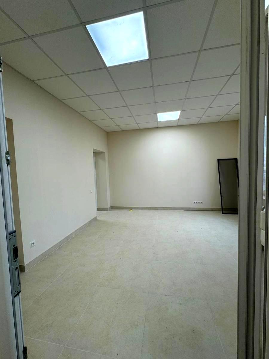 Коммерческая недвижимость по адресу (площадь 700 м²) - фото 12 Коммерческая недвижимость по адресу (площадь 700 м²) - Atlanta.ua - фото 12