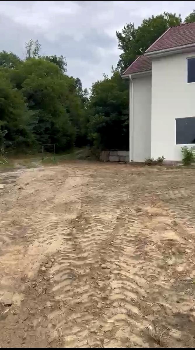 1871418723610666