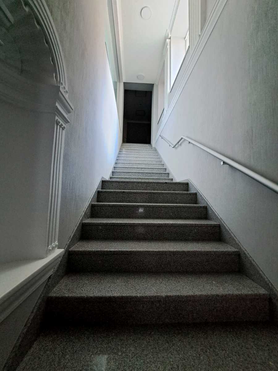1871423714175459
