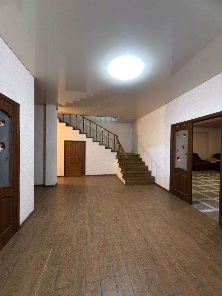 Дом по адресу Интернациональный пер. (площадь 610 м²) - imageAlt 19 Дом по адресу Интернациональный пер. (площадь 610 м²) - Atlanta.ua - imageAlt 19