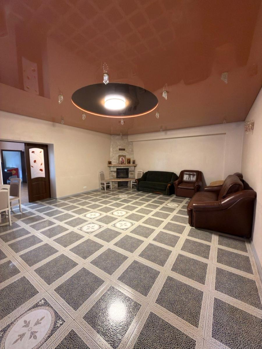 Дом по адресу Интернациональный пер. (площадь 610 м²) - imageAlt 21 Дом по адресу Интернациональный пер. (площадь 610 м²) - Atlanta.ua - imageAlt 21