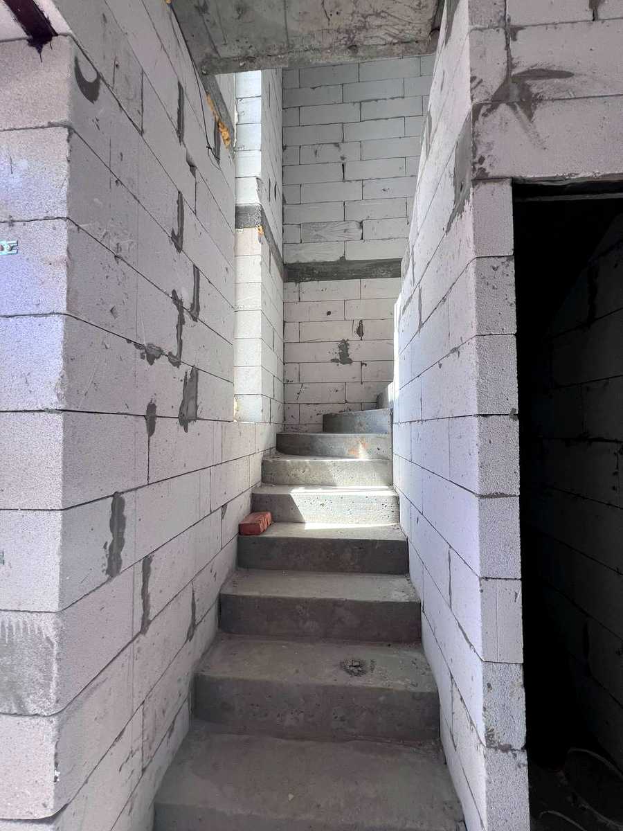 1871427435157246