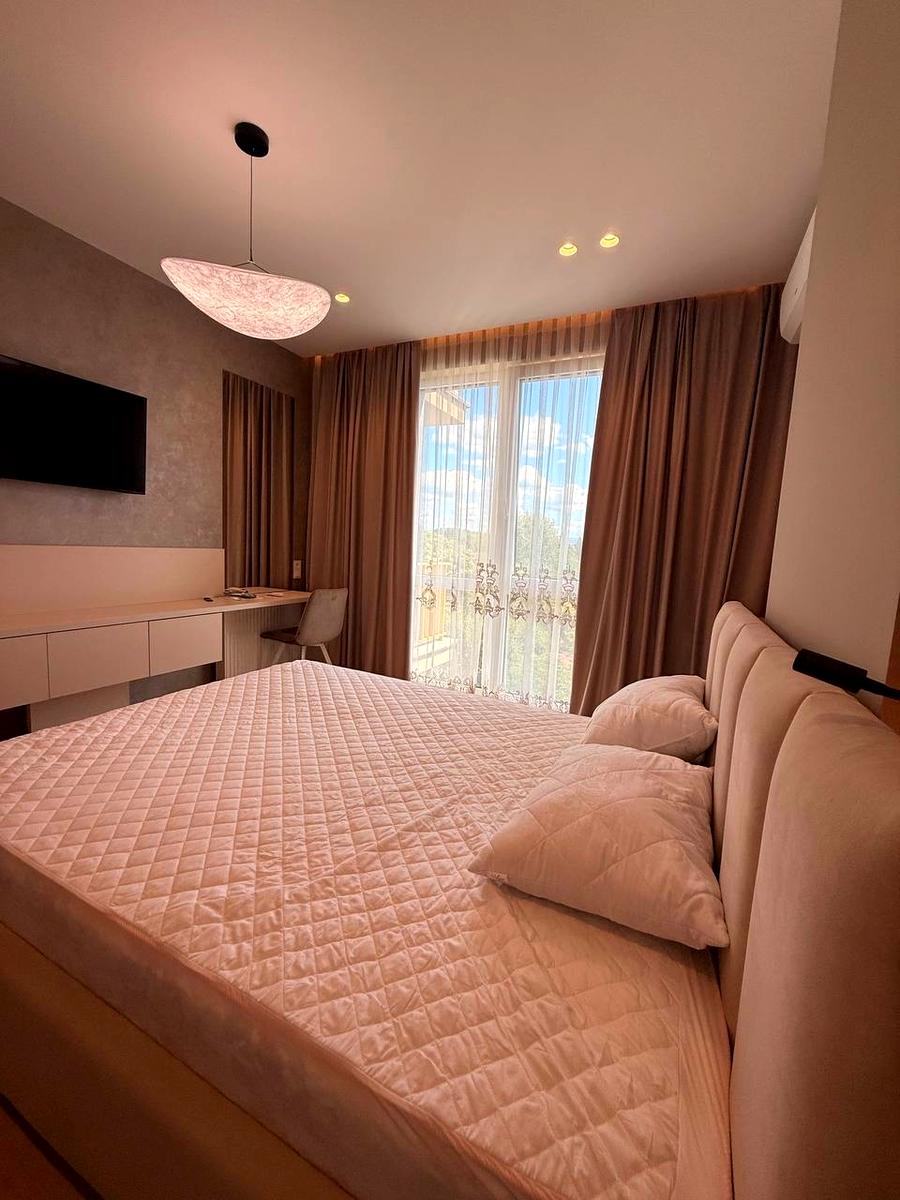 1871429664879860