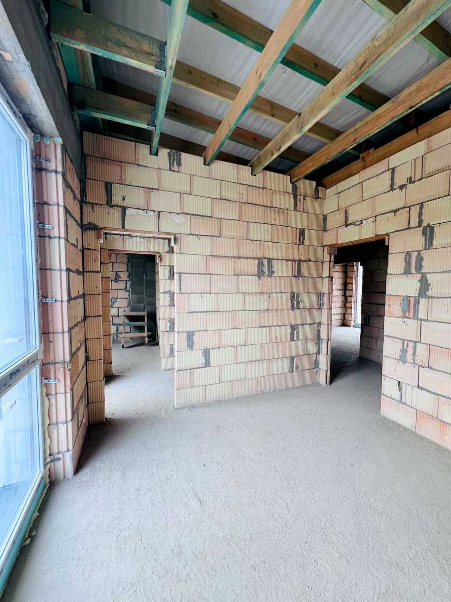 1871429884438133