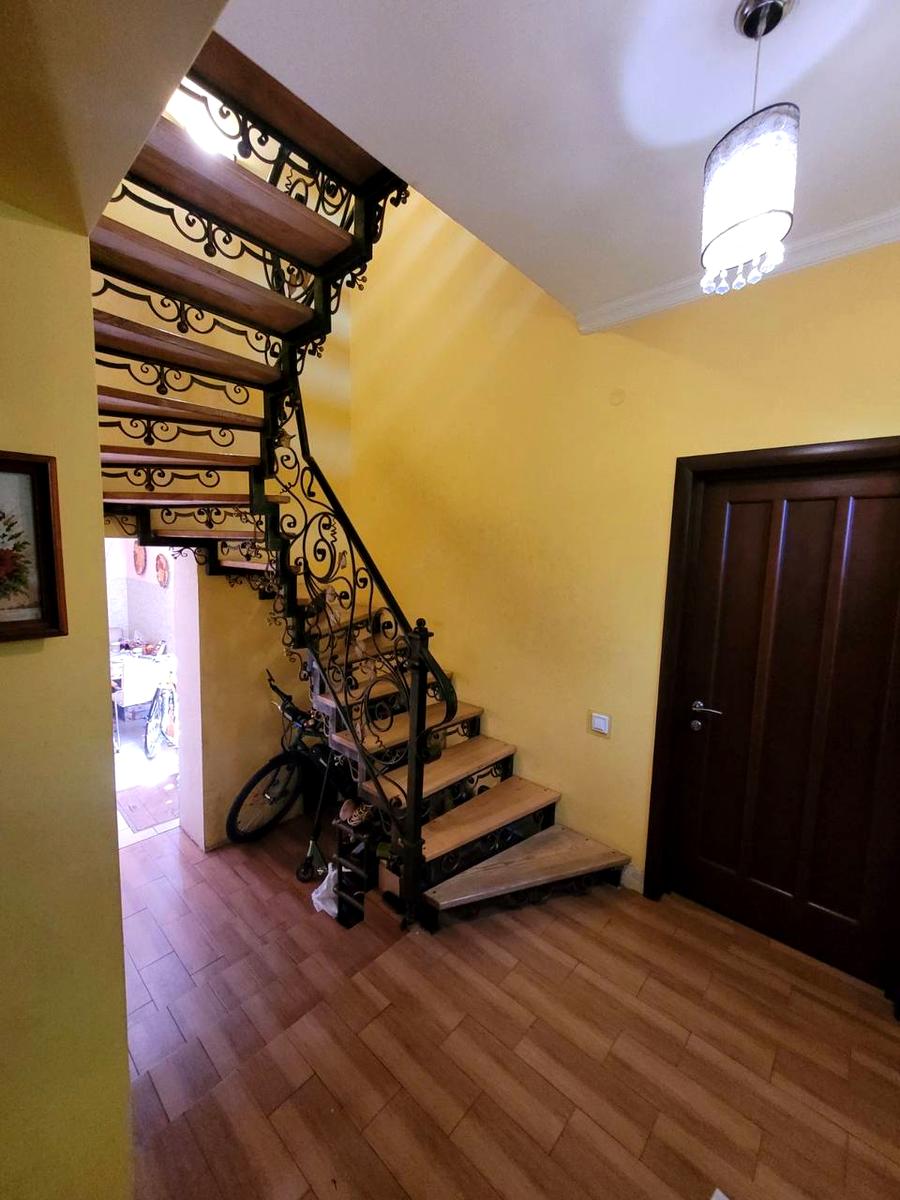 1871430324751992
