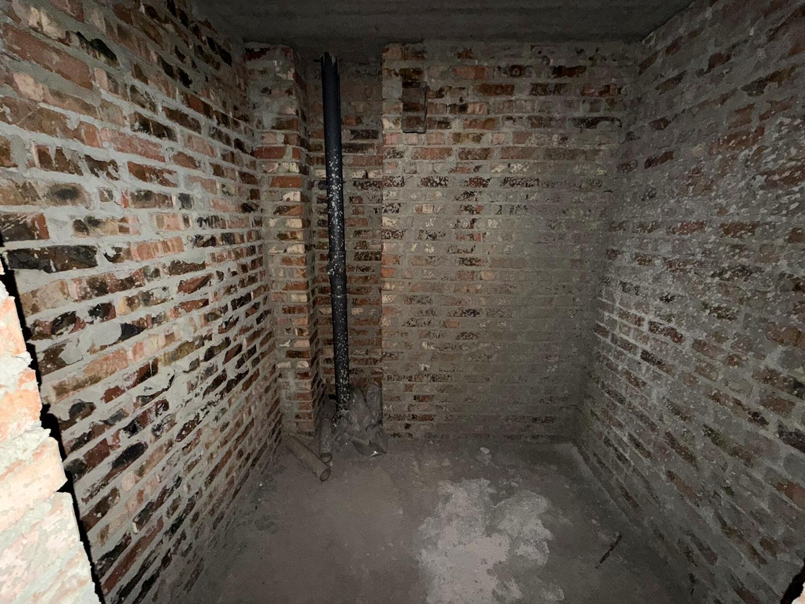 1871484667926330