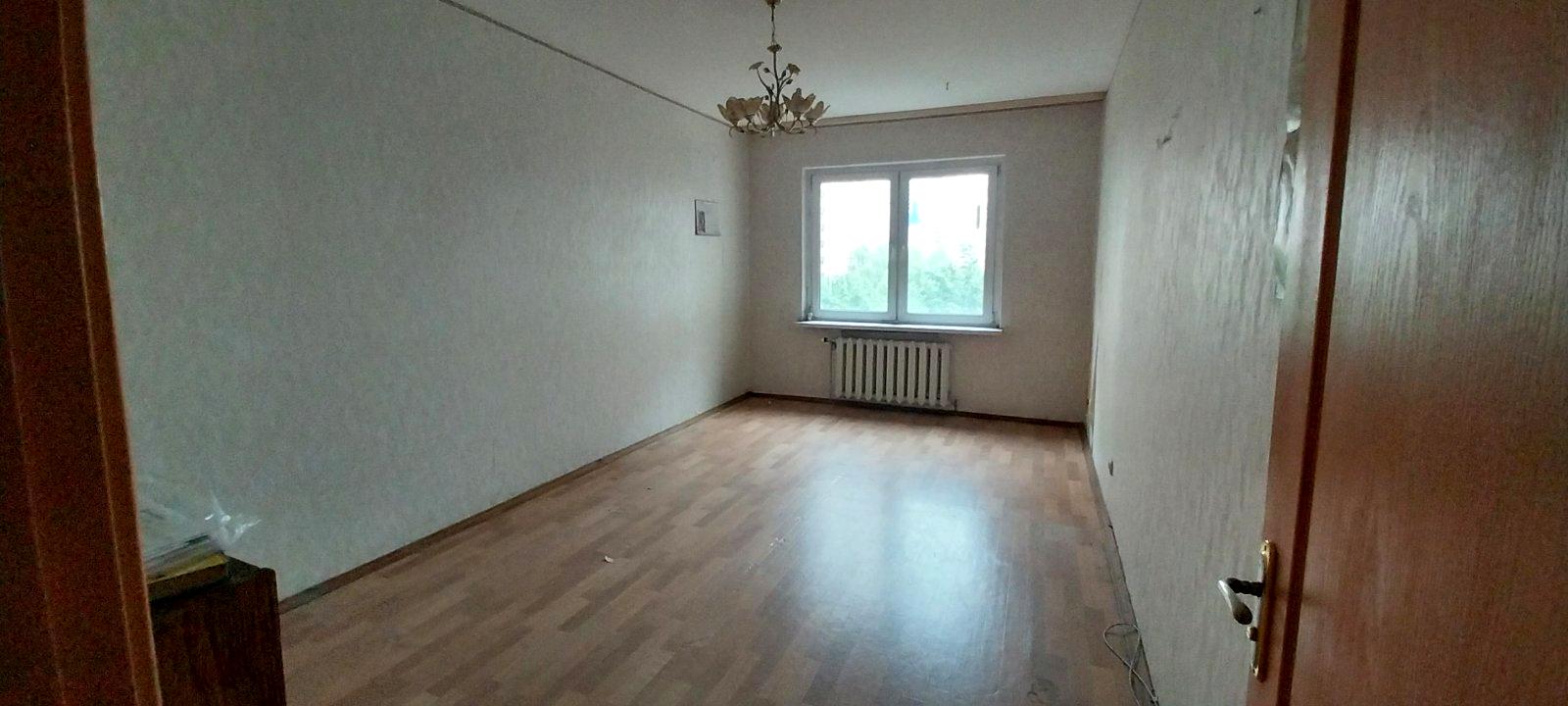 1871489562938772