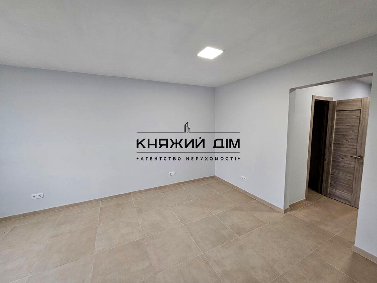 1871491541750369