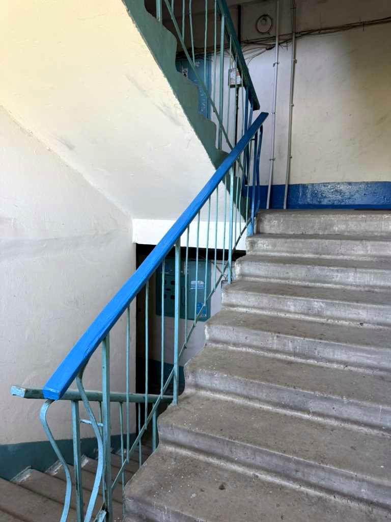 1871498586942207