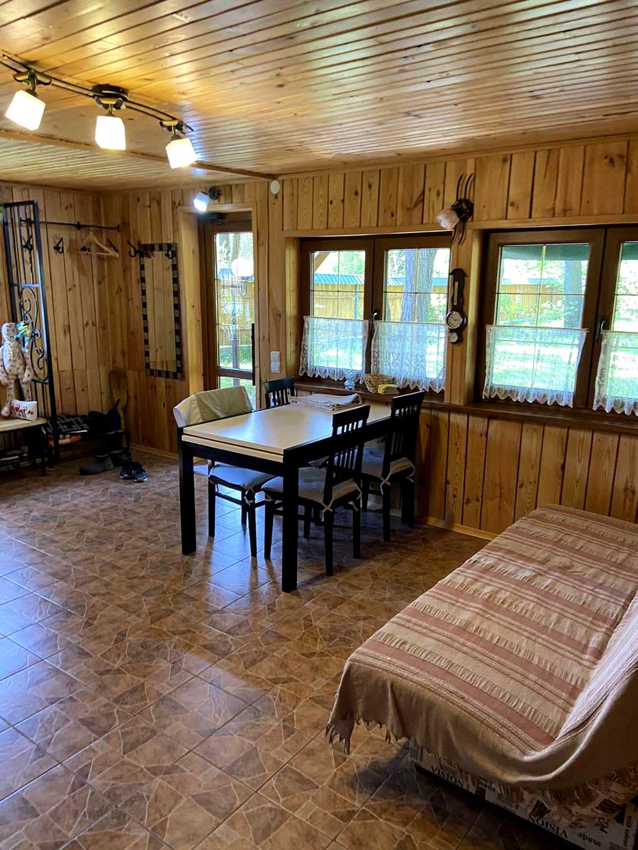 1871499256455589
