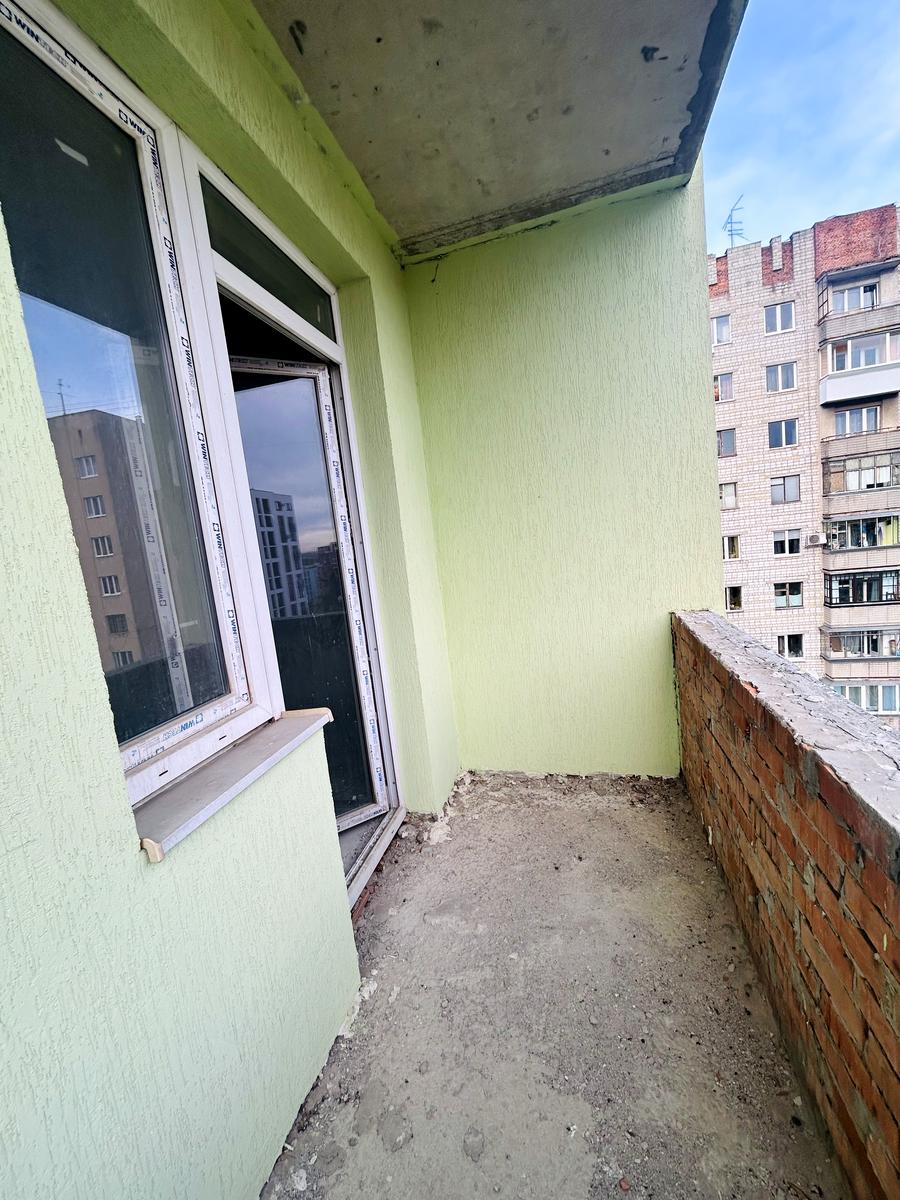 1871504811987872