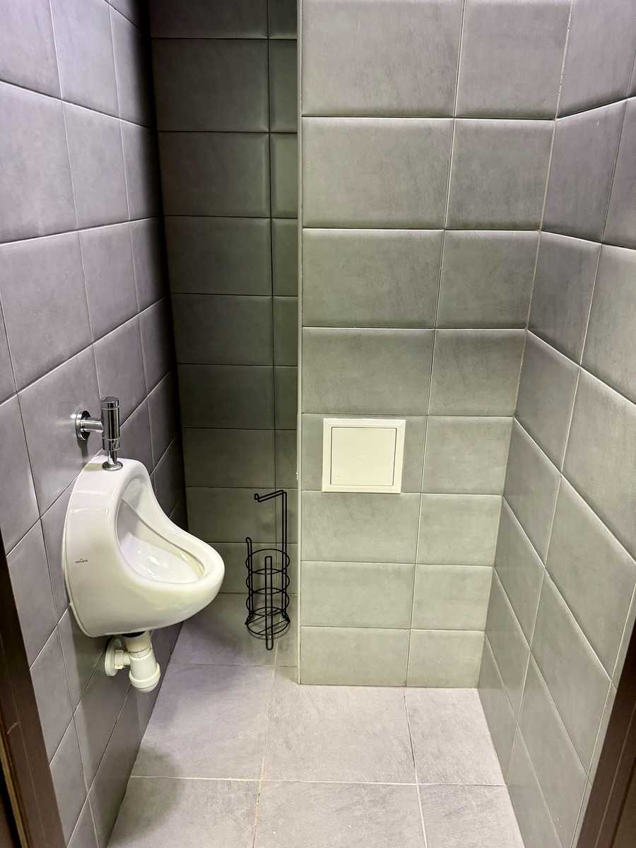 1871513663983745