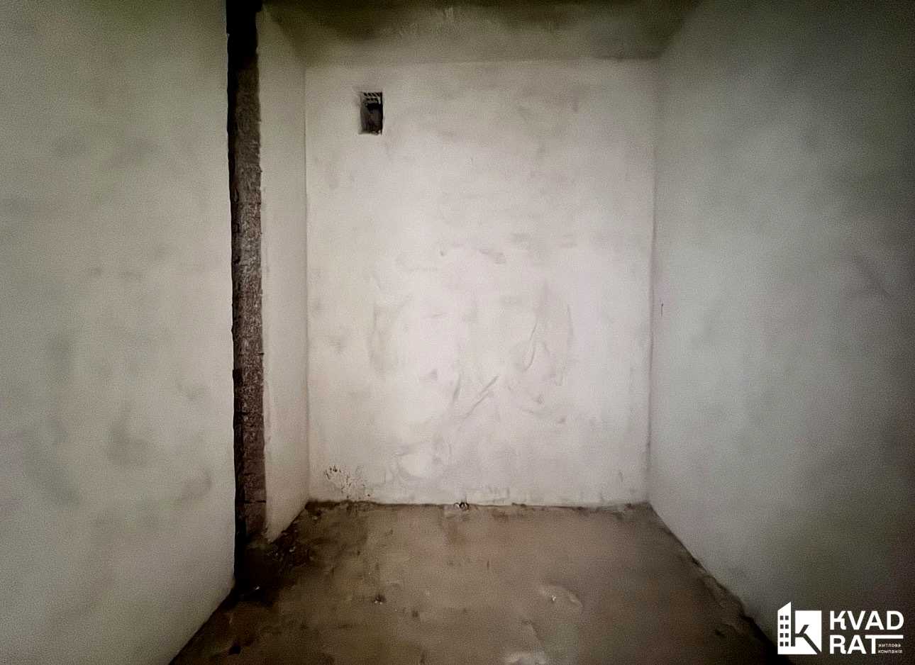 1871517135281240